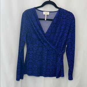 Laundry By Shelli Segal Blue Long Sleeve Wrap Blouse